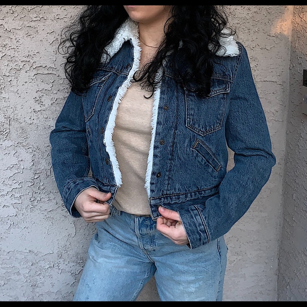 Levi’s vintage Sherpa fleece jean jacket (W Tags) - Picture 5 of 7